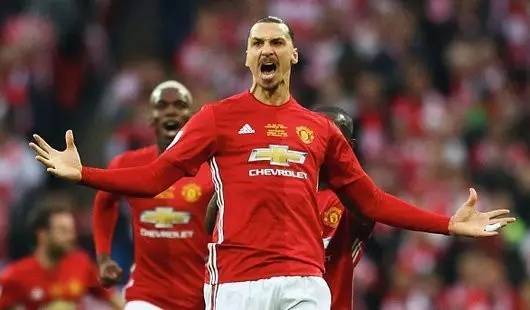 身居高位 身居高位