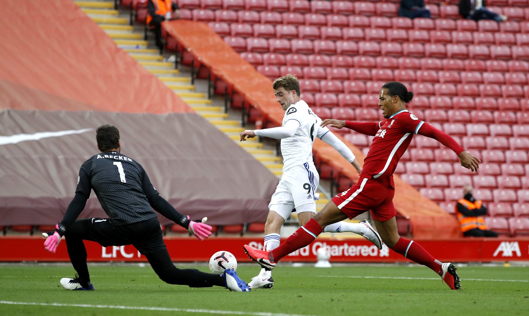 曼昱的突出 曼昱的突出